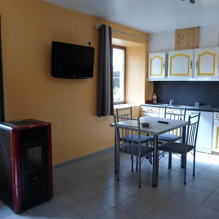 Le Fenil Apartment *